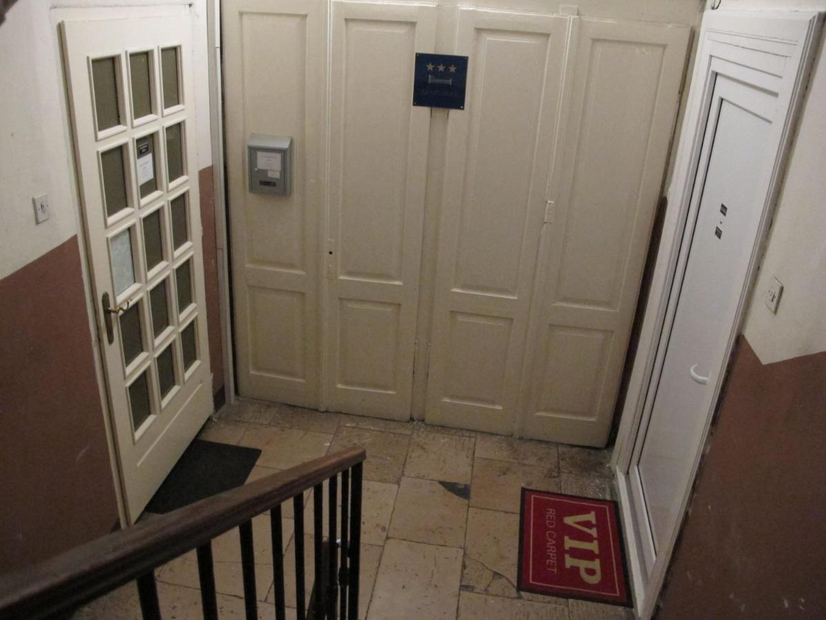 Apartman Licia Rijeka Luaran gambar